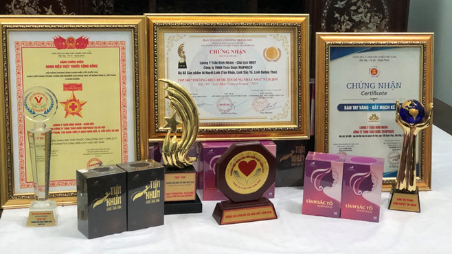 Các giải thưởng và chứng nhận về thành quả nghiên cứu mà thương binh, lương y Trần Đình Nhâm được trao tặng.