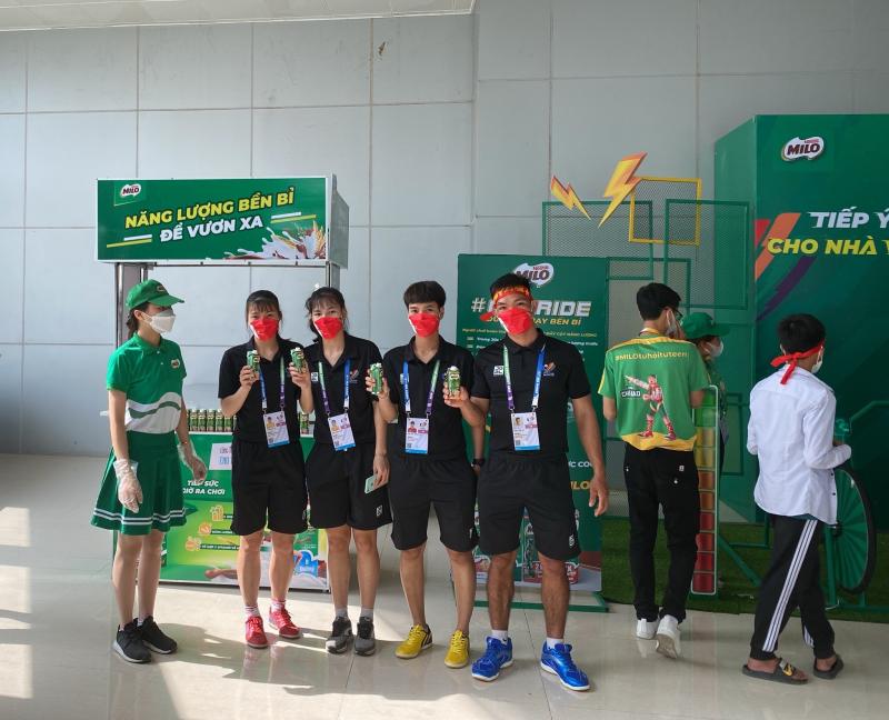 Hơn 477.000 sản phẩm sữa lúa mạch Nestlé MILO được nhãn hàng trao gửi tại SEA Games 31