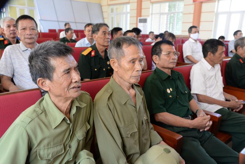 Các nạn nhân nhiễm chất độc da cam về dự buổi lễ kỷ niệm 61 năm thảm họa da cam ở Việt Nam