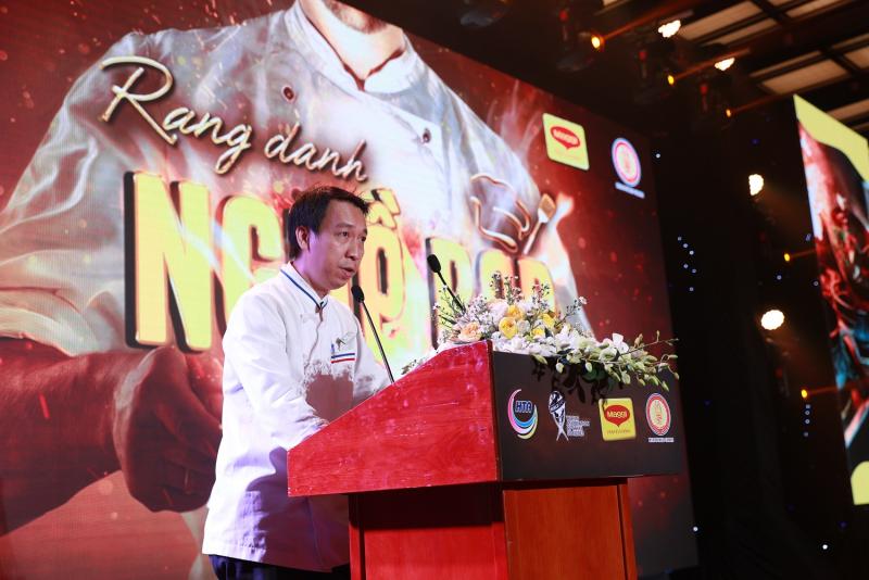 Ông Phạm Sơn Vương, Chủ tịch Hội Đầu bếp chuyên nghiệp Sài Gòn phát biểu tại buổi lễ ký kết.