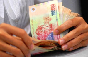 TÍN DỤNG ĐEN BỦA VÂY DÂN NGHÈO: Giăng bẫy sinh viên