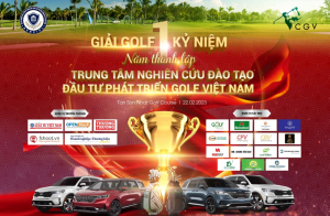 Khởi tranh giải golf 