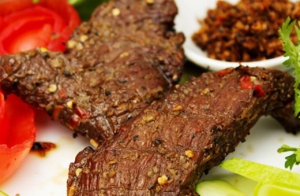 Đặc sản Phú Yên, mua về ăn là “nghiện”