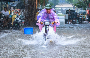 Thời tiết ngày 22/8: Bắc Bộ có mưa to, từ Quảng Bình đến Khánh Hòa nắng nóng