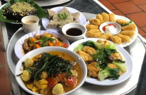 Đa dạng hàng hóa, dịch vụ phục vụ thị trường Rằm tháng Bảy Âm lịch