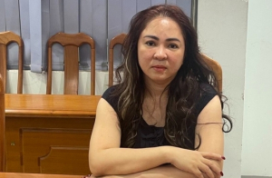 Xét xử bị cáo Nguyễn Phương Hằng và đồng phạm