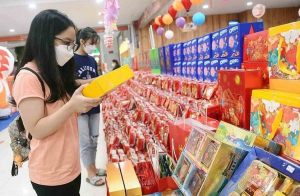 Sức mua giảm, nhiều doanh nghiệp bánh Trung thu đồng loạt hạ giá