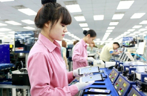 Xuất khẩu máy vi tính, điện thoại mang về 10,43 tỷ USD trong tháng 8