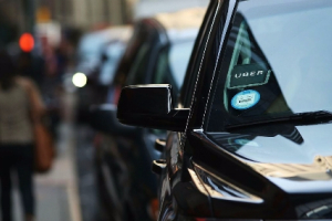 Uber có thể bán mảng kinh doanh ở Đông Nam Á cho Grab