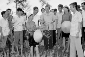 Tổng Bí thư Nguyễn Văn Linh - Tấm gương sáng ngời về đạo đức cách mạng