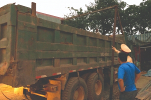 Cảnh sát giao thông Bắc Giang: Tăng cường kiểm soát  xe quá khổ, quá tải