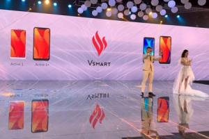 CEO VinSmart: "Đây là mẫu điện thoại rất tinh tế, tinh xảo và cao cấp"