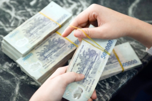 Cổ tức bằng cổ phiếu và áp lực tăng vốn của các “ông lớn” ngân hàng