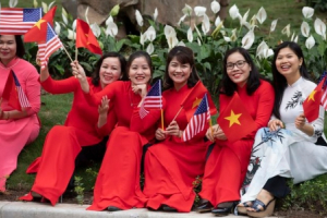 Những nụ cười Việt Nam qua lăng kính của nhiếp ảnh gia Nhà Trắng