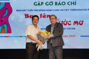 Nhà hát Tuổi Trẻ cùng VietJet chắp cánh “Bay lên những ước mơ”
