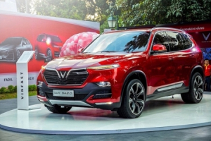 Năng lực cạnh tranh của ngành ô tô Việt Nam còn rất yếu
