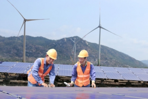 Khai thác hiệu quả nguồn năng lượng tái tạo ở cực nam Trung Bộ