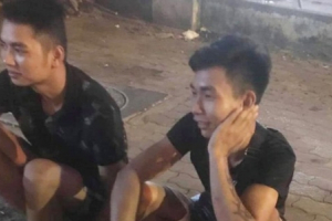 Bắt, di lý 2 nghi phạm giết nam sinh chạy Grab ở Hà Nội