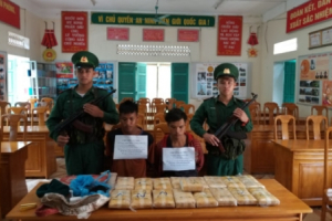 Biên phòng Quảng Bình bắt và thu giữ 100.000 viên ma túy tổng hợp
