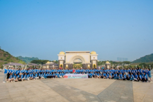 Kim Thiên Hoa ghé thăm đất nước Malaysia xinh đẹp