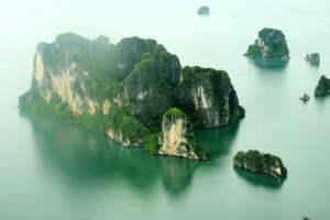 Mãn nhãn ngắm vịnh Hạ Long từ thủy phi cơ Việt Nam