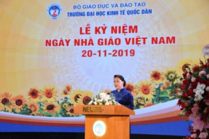 Chủ tịch Quốc hội dự Lễ kỷ niệm Ngày Nhà giáo Việt Nam tại Trường ĐH Kinh tế Quốc dân