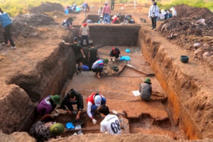 Không thể coi thường di sản