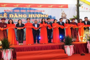 Lễ tưởng niệm ngày hóa của Đức Thánh Tản Viên Sơn và khánh thành công trình Cốt 1.100 lên đến Đền Thượng Ba Vì Hà Nội