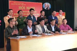 Bắc Giang: Doanh nghiệp, cá nhân kinh doanh vận tải ký cam kết không chở hàng quá khổ, quá tải