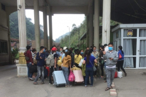 Hà Tĩnh: Cách ly gần 3000 người để phòng COVID-19