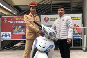 Tìm được chủ nhân của chiếc xe bị bỏ quên tại công viên