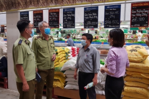 Xử phạt 10 cơ sở kinh doanh thiết bị y tế trong ngày 28/3