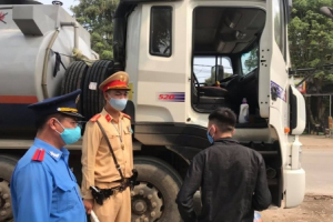 Chốt kiểm dịch Covid-19 giúp một thanh niên dân tộc vừa ra tù về quê