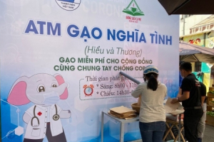MÁY "ATM GẠO NGHĨA TÌNH" CHUNG TAY CÙNG NGƯỜI DÂN ĐẮK LẮK