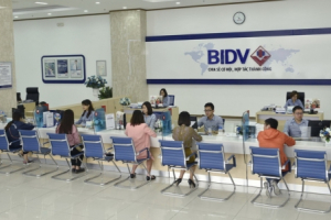 Ông lớn ngân hàng giảm tới 0,5%/năm lãi suất cho vay