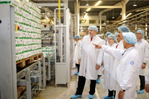 Vinamilk bắt đầu xuất khẩu đơn hàng 20 triệu USD sang Trung Đông