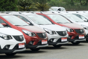VinFast Fadil tiếp tục vượt mặt Hyundai i10 dẫn đầu phân khúc hạng A trong tháng 6/2020