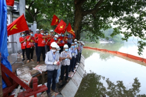 Hợp long toàn tuyến kè Hồ Hoàn Kiếm