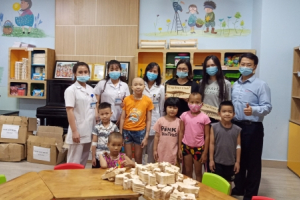 Chương trình hiến máu nhân đạo “Doanh nhân và giọt hồng” mang Trung thu đến với bệnh nhi