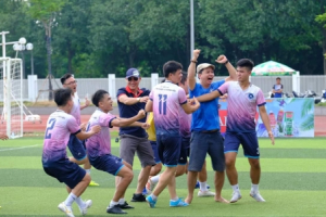 Giải bóng đá "Báo chí đồng hành cùng Doanh nghiệp": Chủ nhà tiếp đón khách “sộp” tại bán kết