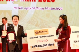 ‘Bầu Hiển’ ủng hộ 5 tỷ đồng cho quỹ Vì người nghèo TP. Hà Nội
