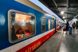 Từ năm 2021, người lao động nghỉ phép không còn được thanh toán tiền tàu xe