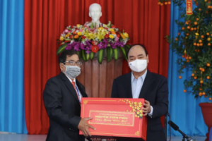 Thủ tướng Nguyễn Xuân Phúc thăm và tặng quà Tết tại Trung tâm Bảo trợ Xã hội, tỉnh Quảng Nam
