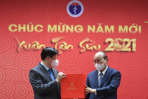 Thủ tướng Nguyễn Xuân Phúc: Trân quý những hành động, tinh thần hy sinh cao cả của các chiến sĩ áo trắng