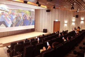 Alma Resort ra mắt chương trình chiếu phim phiên bản Singalong