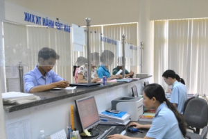 Thông qua đề nghị quản lý hải quan hàng xuất, nhập khẩu giao dịch qua thương mại điện tử