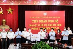 “Chia lửa” cùng ngành y tế chống dịch bệnh Covid 19