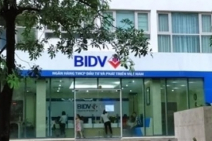 Vốn hóa Techcombank và Vietinbank "vượt mặt" BIDV