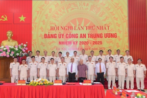 Công bố quyết định của Bộ Chính trị chỉ định nhân sự Đảng ủy công an Trung ương