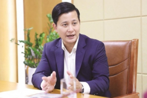 Các ngân hàng miễn giảm phí chuyển khoản nhưng phải bù lỗ vì cước tin nhắn quá cao